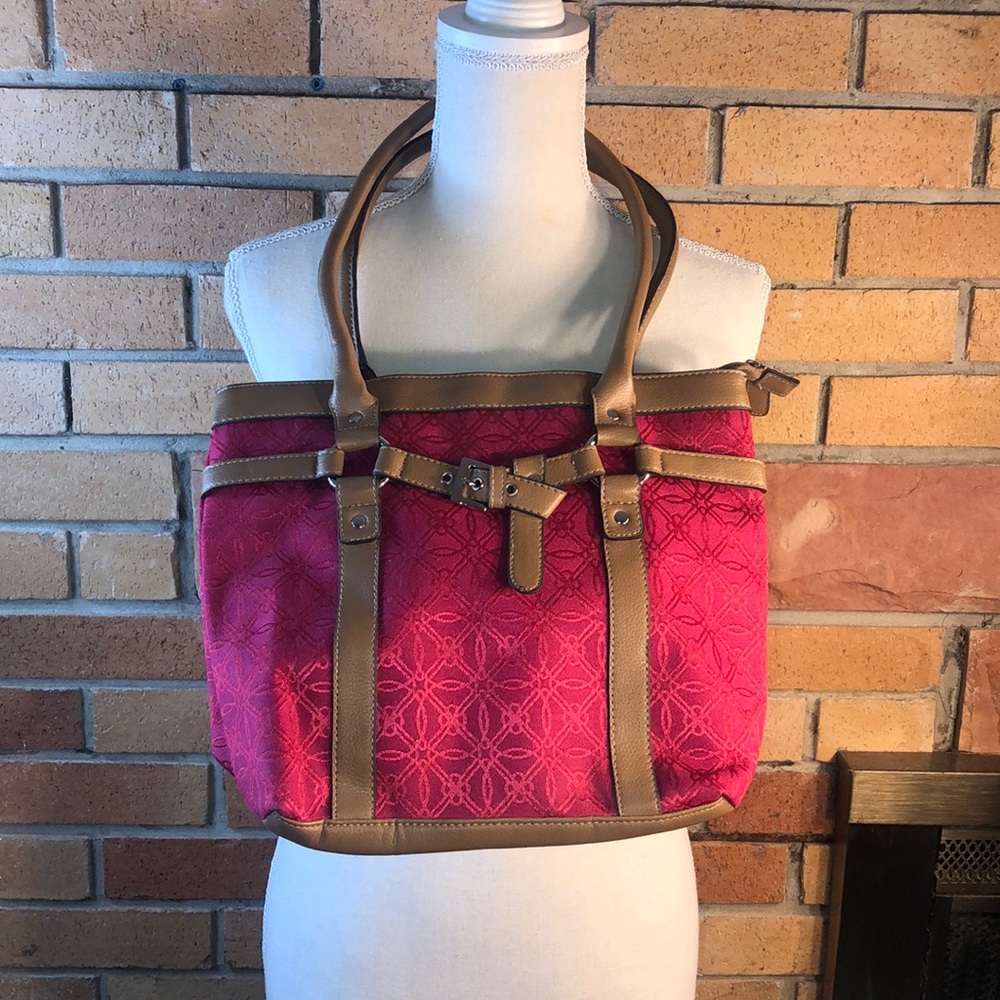 Croft&Barrows Bright pink handbag NWOT